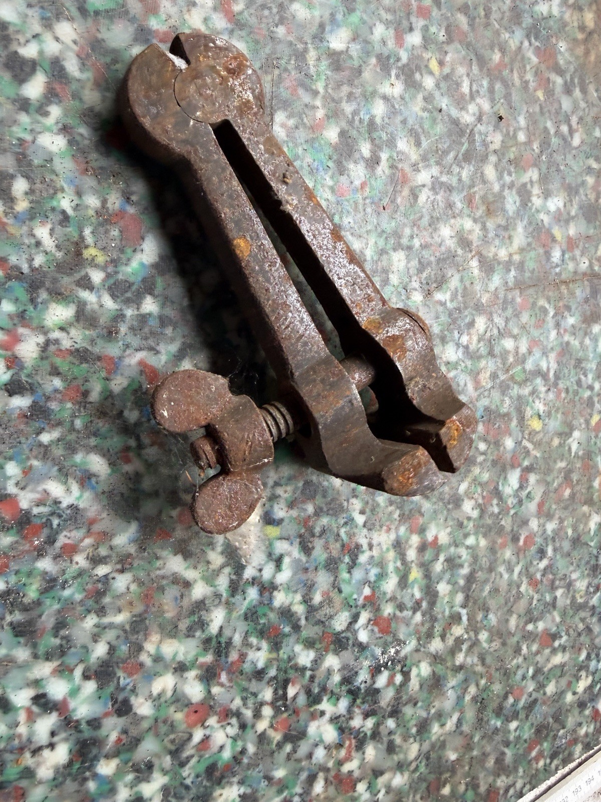 Alter Feilkloben Handschraubstock Spannkloben Flügelschraube Vintage Werkzeug — фото 2