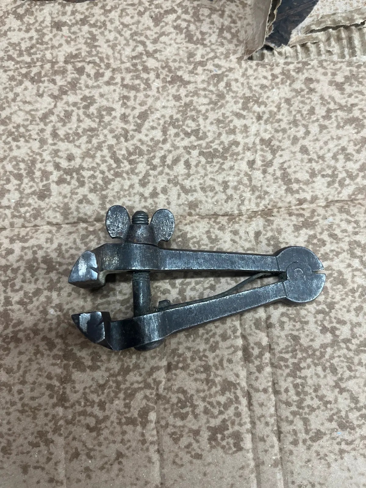 Kleiner Feilkloben Handschraubstock Handfeilkloben aus Stahl — фото 2