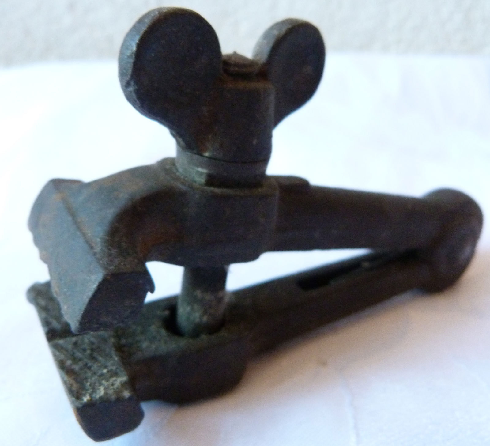 OUTIL ANCIEN : ETAU A MAIN A VIS DE SERRURIER longueur 10 cm — фото 2