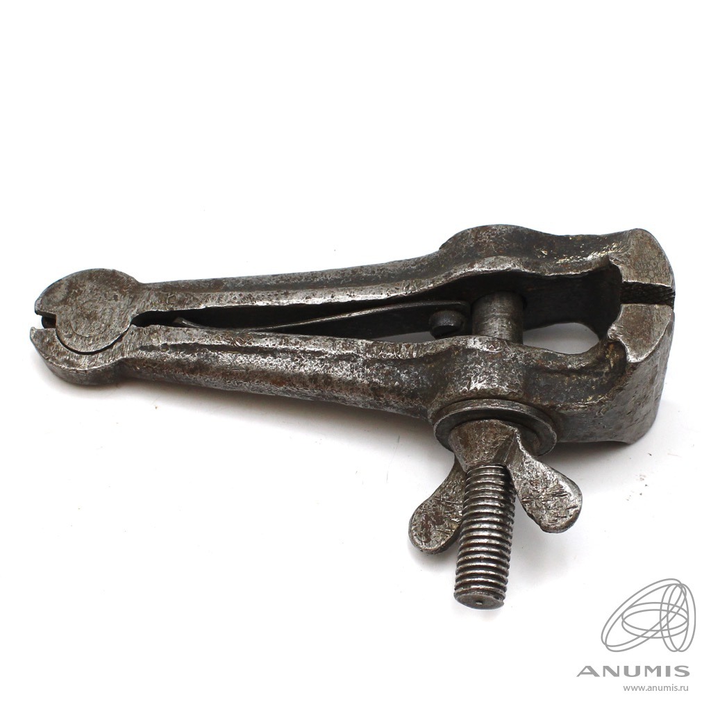 Anumis, лот 969436 — ручные металлические тиски 15 см, СССР — фото 1