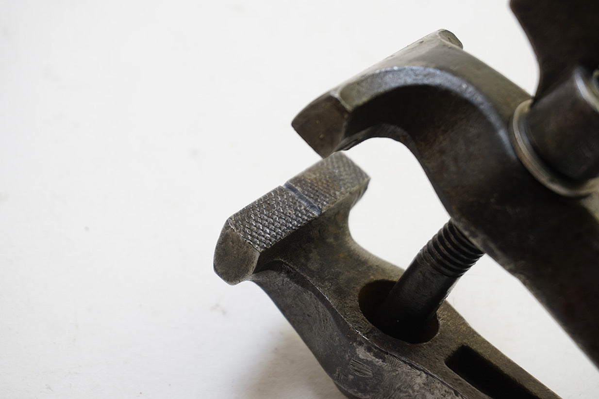 UNCOMMON E. A. BERG ESKILSTUNA HAND VISE — фото 3