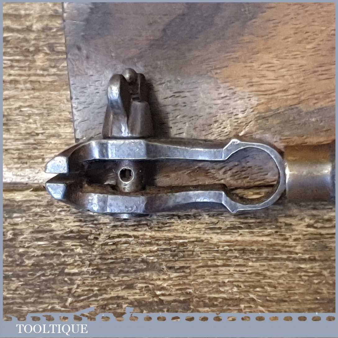 Antique Clock Maker’s Or Jeweller’s Hand Vice With Ebonised Handle — фото 2
