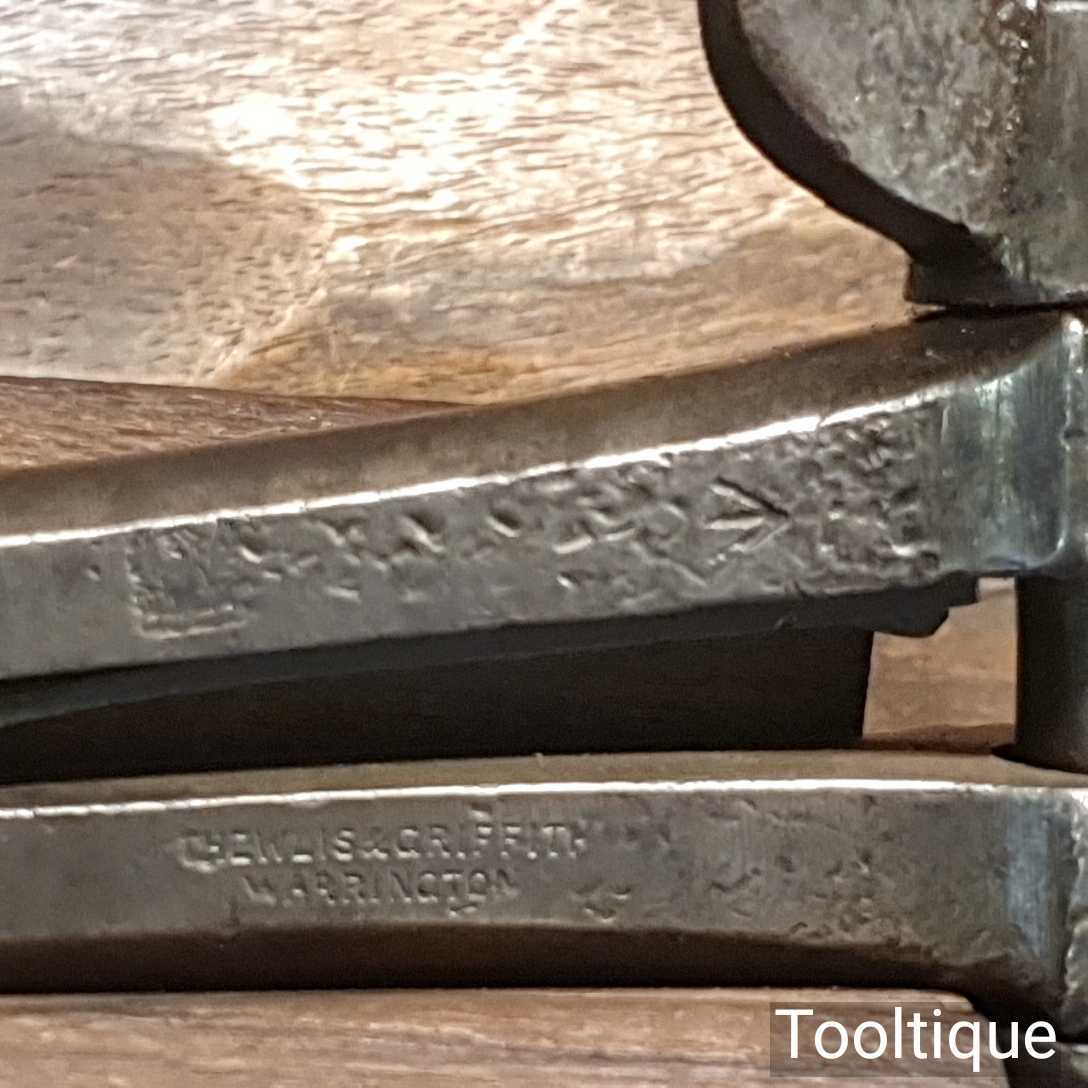 Antique Thewlis & Griffith 1835-1907 Spring Loaded Cast Steel Hand Vice — фото 4