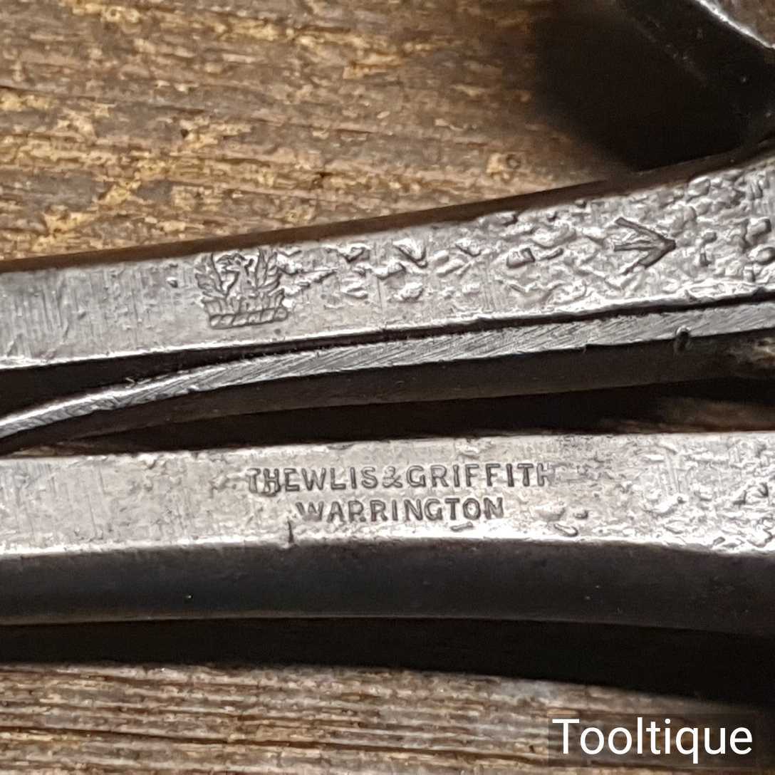 Antique Thewlis & Griffith 1835-1907 Spring Loaded Cast Steel Hand Vice — фото 5