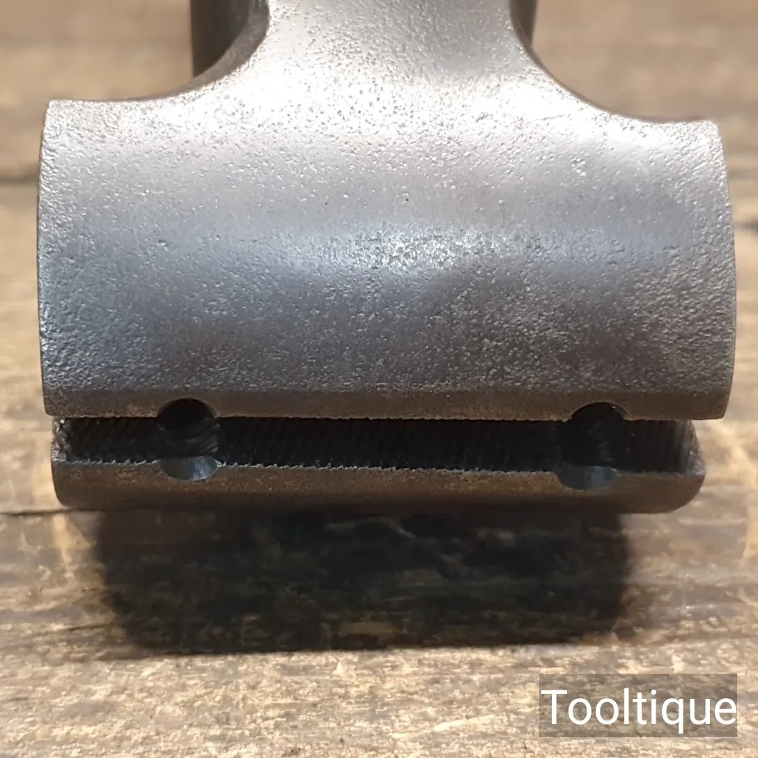 Unusually Large Vintage 8" Cast Steel Hand Vice — фото 2