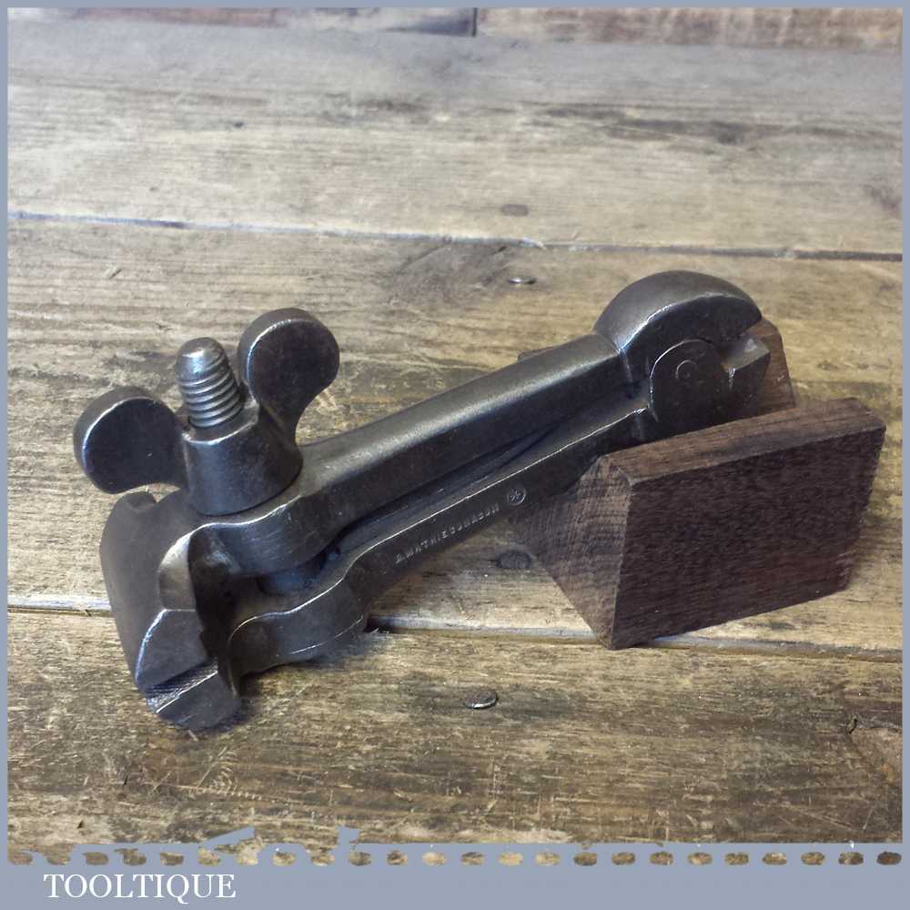Vintage Alex Mathieson & Son Cast Steel Hand Vice – Good Condition — фото 6