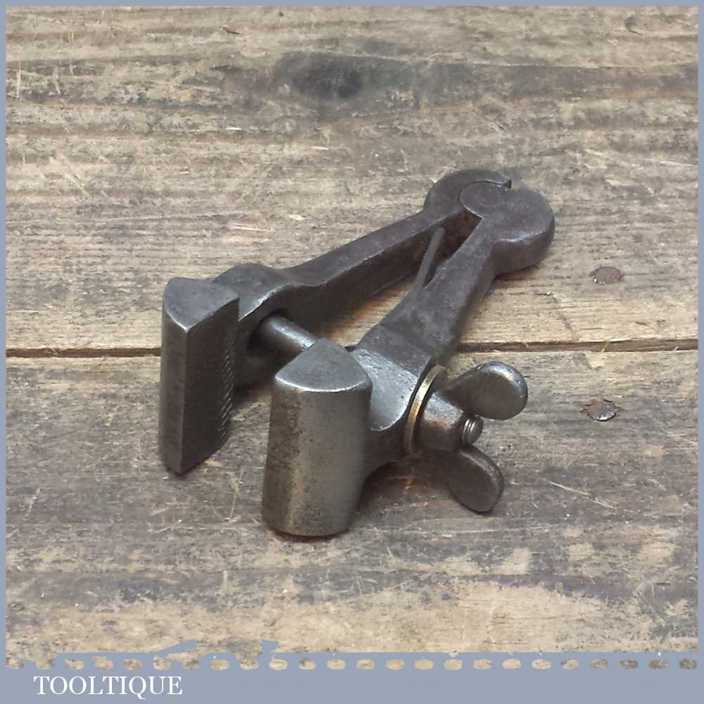 Vintage Cast Steel Hand Held Vice Tool – Good Condition — фото 4