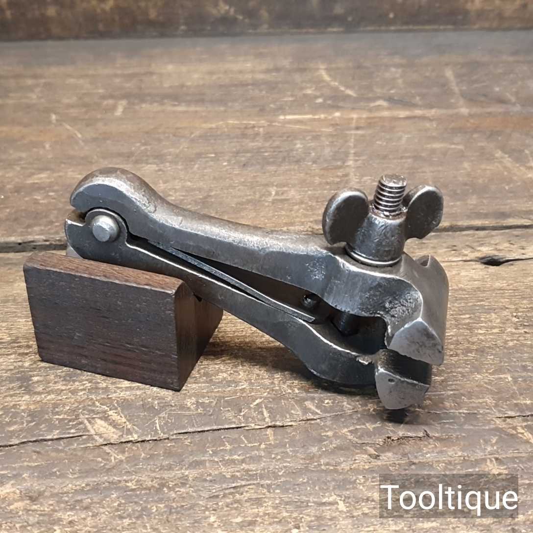 Vintage Cast Steel Hand Vice 1 ½” Wide Jaws – Good Condition — фото 3
