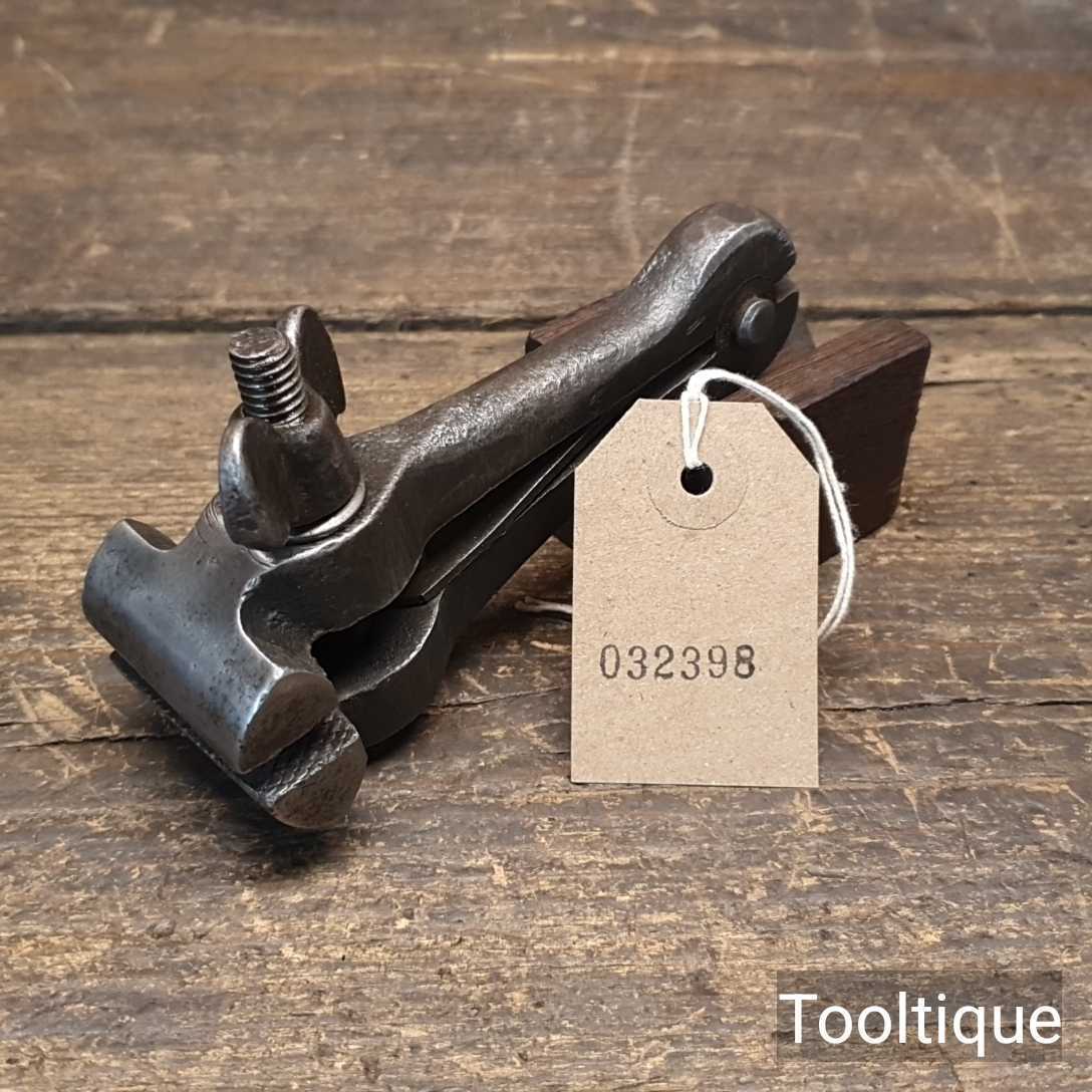 Vintage Cast Steel Hand Vice 1 ½” Wide Jaws – Good Condition — фото 6