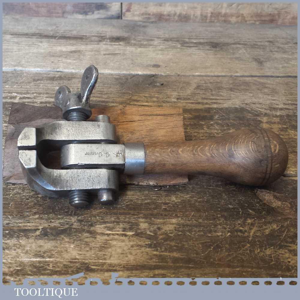 Vintage Clock Maker’s Or Engineer’s Hand Vice – Good Condition — фото 1