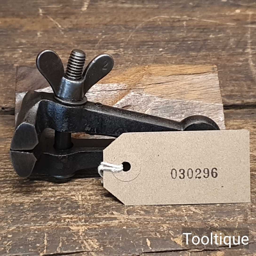 Vintage German Cast Steel Hand Vice – Good Condition — фото 5