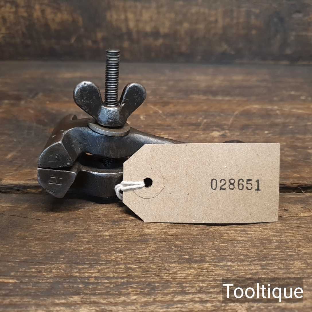 Vintage Hand Vice With Small 1 3/8” Wide Jaws – Cleaned Ready For Use — фото 5
