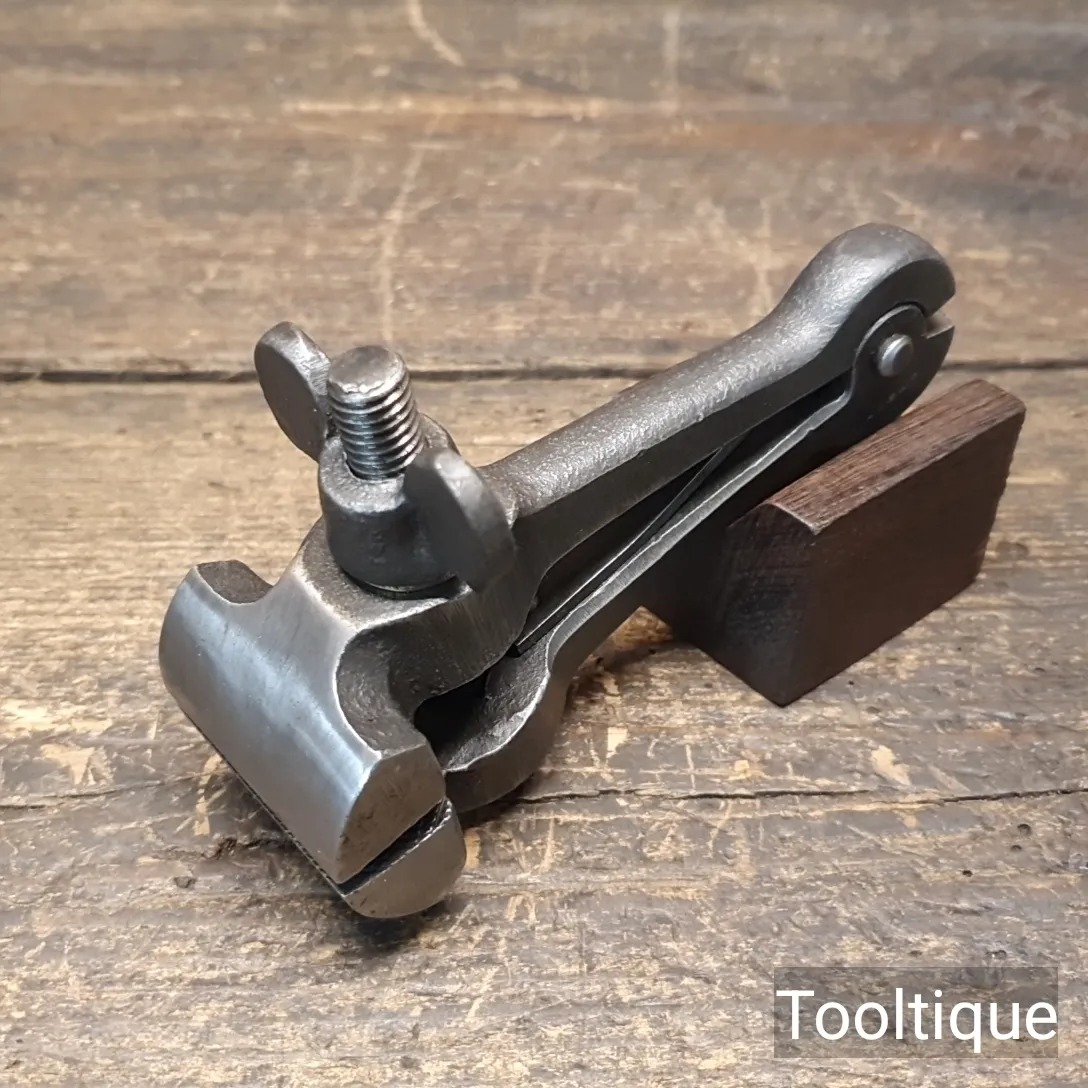 Vintage Mosers New Old Stock Cast Steel Hand Vice 1 5/8” Jaw – Good Condition — фото 7