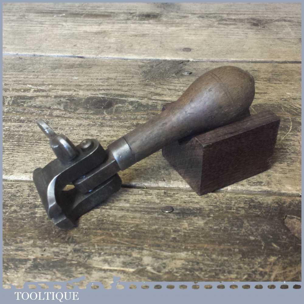 Vintage Peugeot Freres Brevete France Clock Maker’s Hand Vice — фото 1