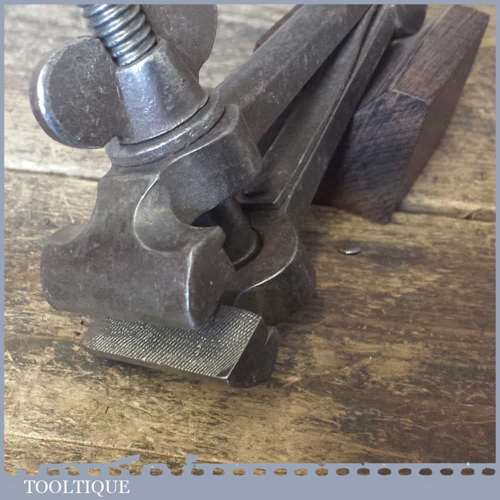 Vintage Spring Loaded Cast Steel Hand Vice – Good Condition — фото 3