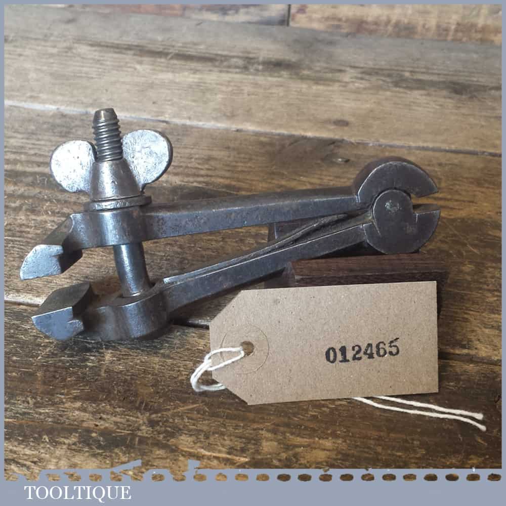 Vintage Spring Loaded Cast Steel Hand Vice – Good Condition — фото 5
