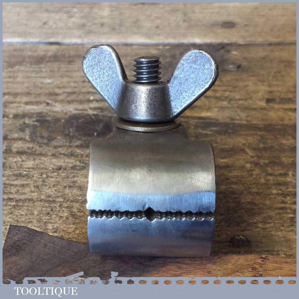 Vintage Spring Loaded Cast Steel Hand Vice – Good Condition — фото 2