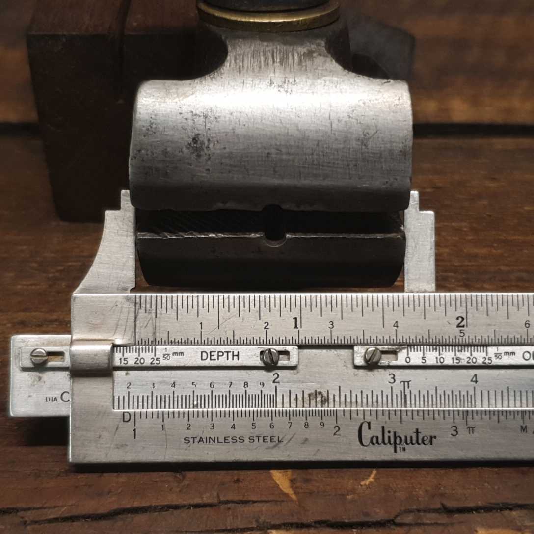 Vintage Spring Loaded Cast Steel Hand Vice – Good Condition — фото 3