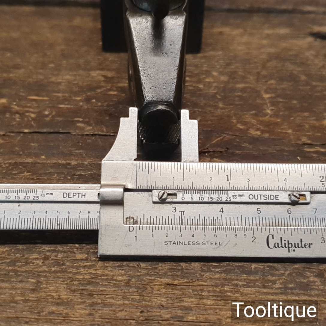 Vintage WWII Cast Steel Brindley 1942 Hand Vice Broad Arrow – Good Condition — фото 7