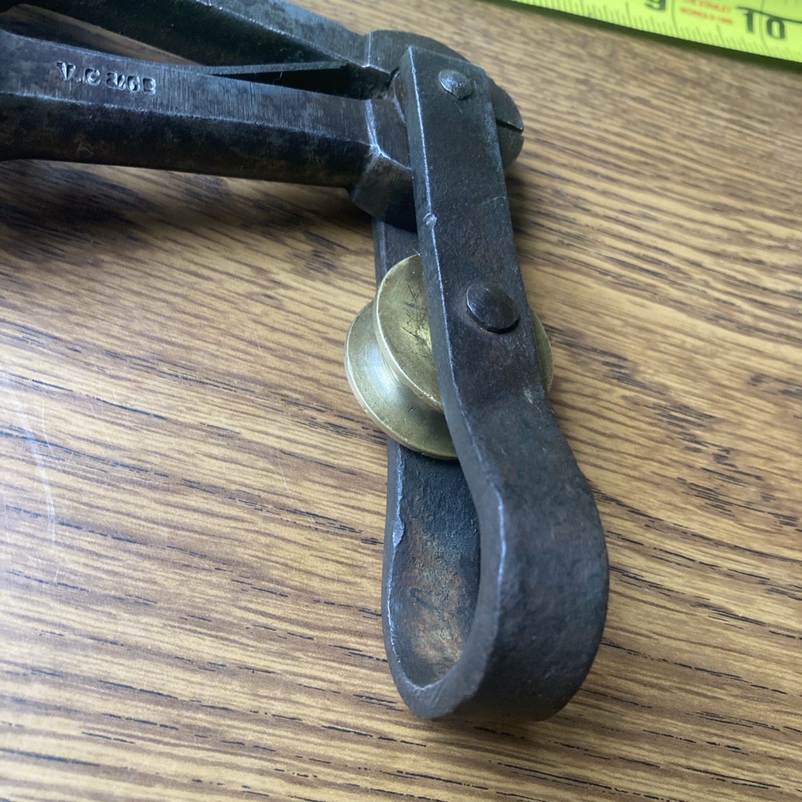 Antique 1.” Jaw Precision Jeweler’s Hand Vise Cable Clamp Rare V C & Co. Mark — фото 7