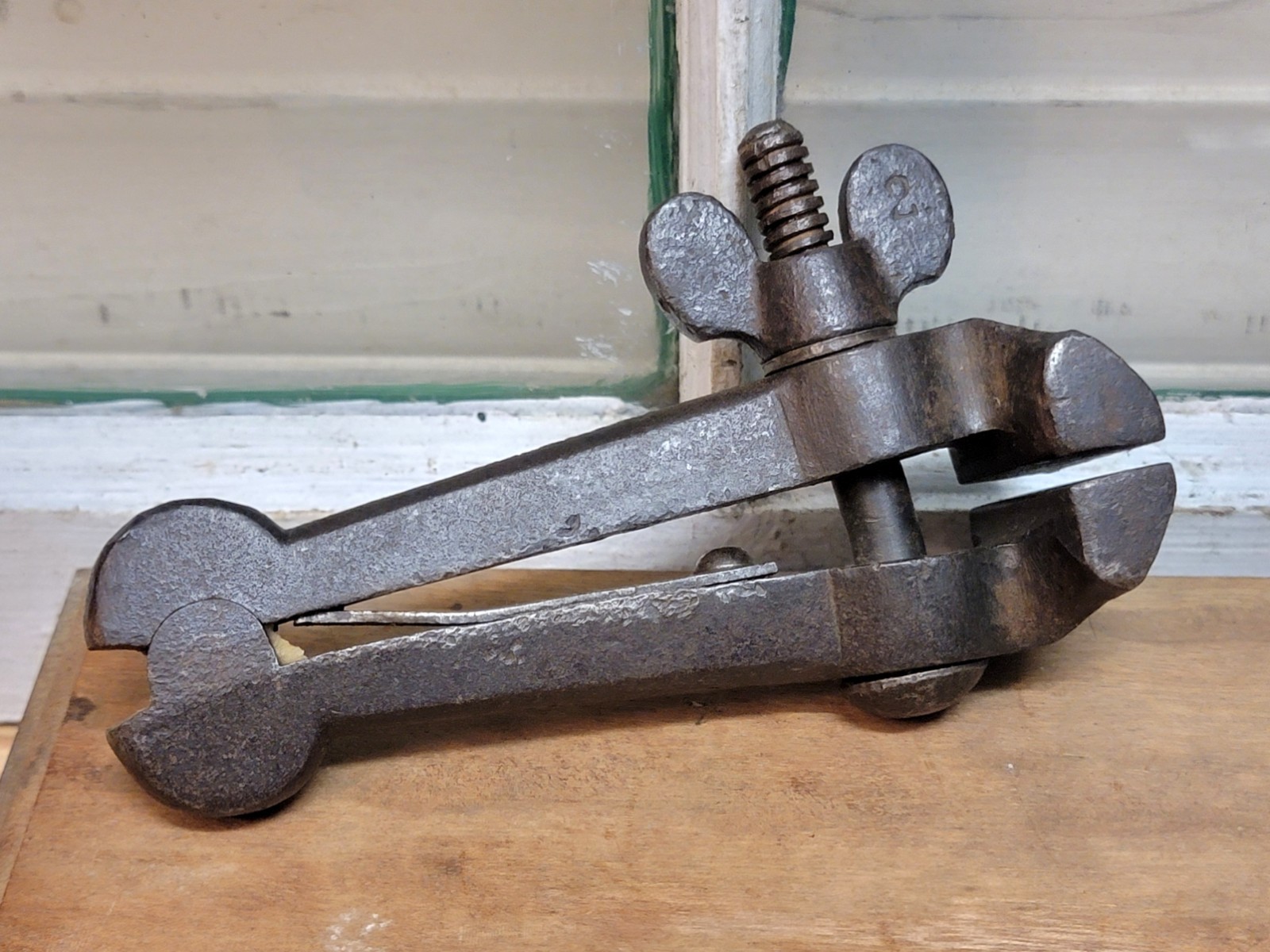 Vintage Heavy Cast Steel Machinist's Hand Vise Vom Cleff & Co Germany 1 5/8" Jaw — фото 2