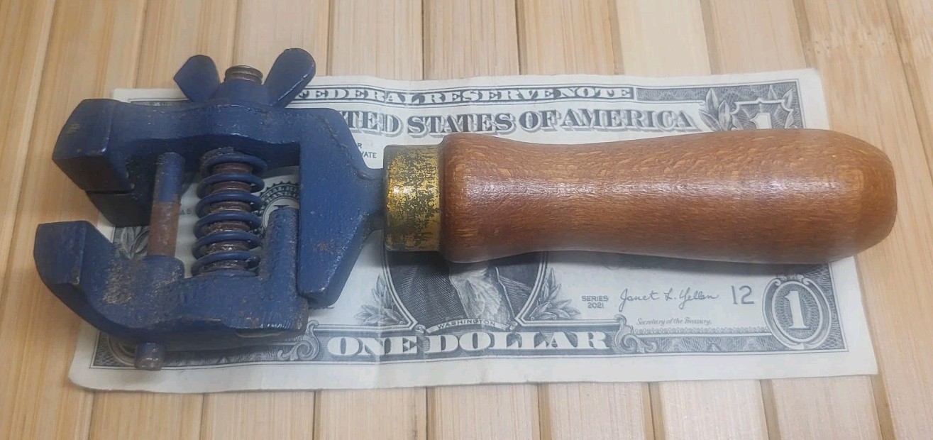 Vintage Wood Handle Hand Vise Clamp 1 1/4" Wide Jaw Machinist Jeweler Gunsmith — фото 6