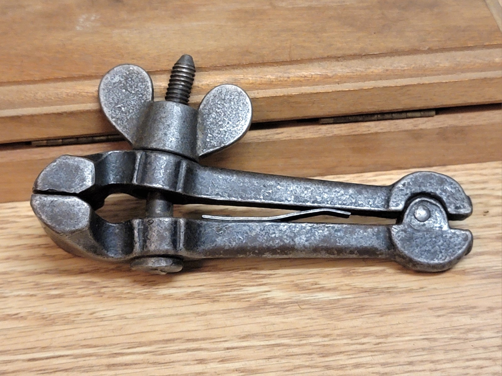 Antique 5" Gunsmith Machinist Hand Vise 1 1/2" Jaws Hand Forged Aesthetic Design — фото 1