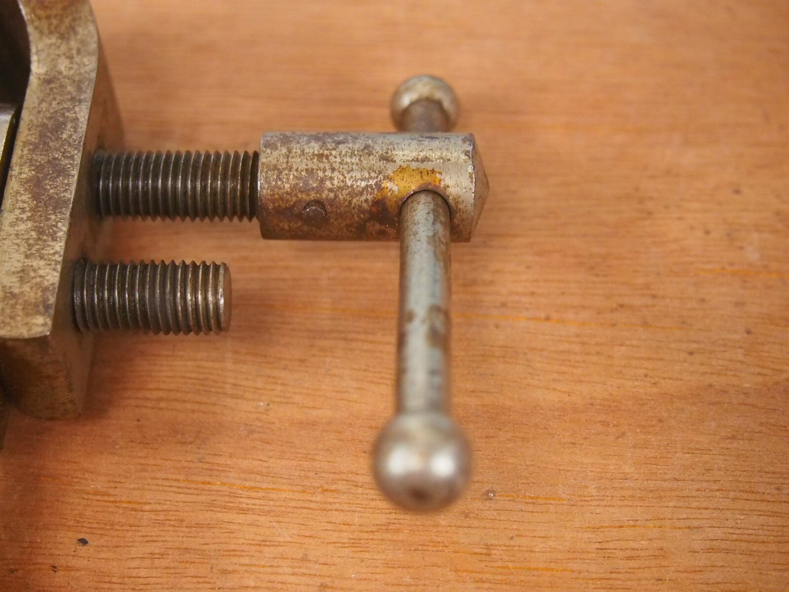 Goodell-Pratt Co. No. 97 Jeweler's Parallel Jaw Geared Hand Vise w. Crest Logo — фото 5