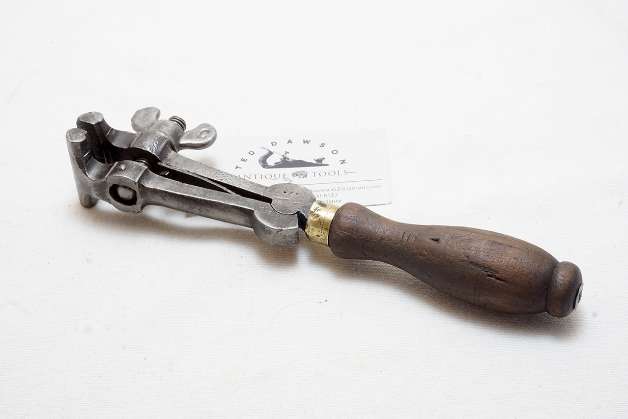 FABULOUS EARLY HAND VISE — фото 3